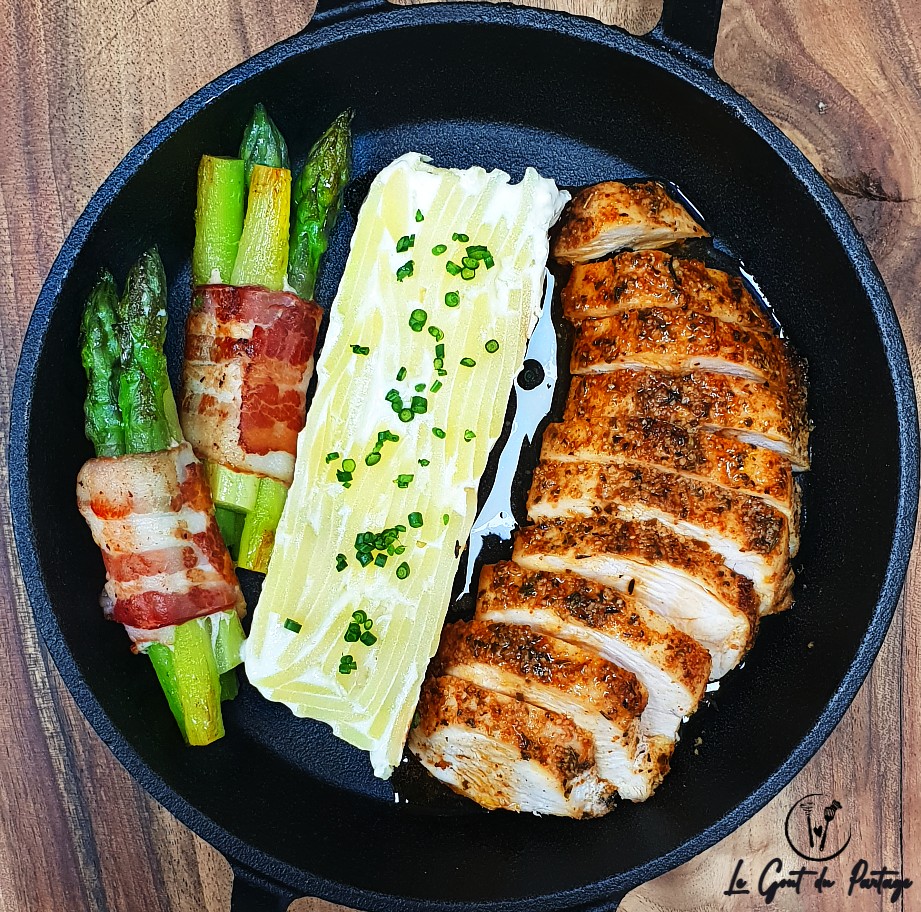  Filet de poulet roti fagot asperge pressé PDT